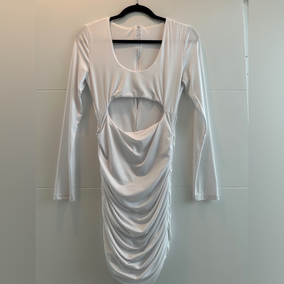 White scoop neck cut out long sleeve ruched bodycon mini dress winter formal M - Picture 7 of 12